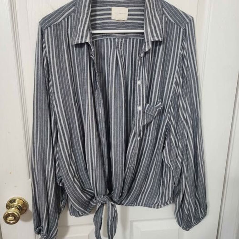 American Eagle long-sleeve striped button-up shirt Size XL